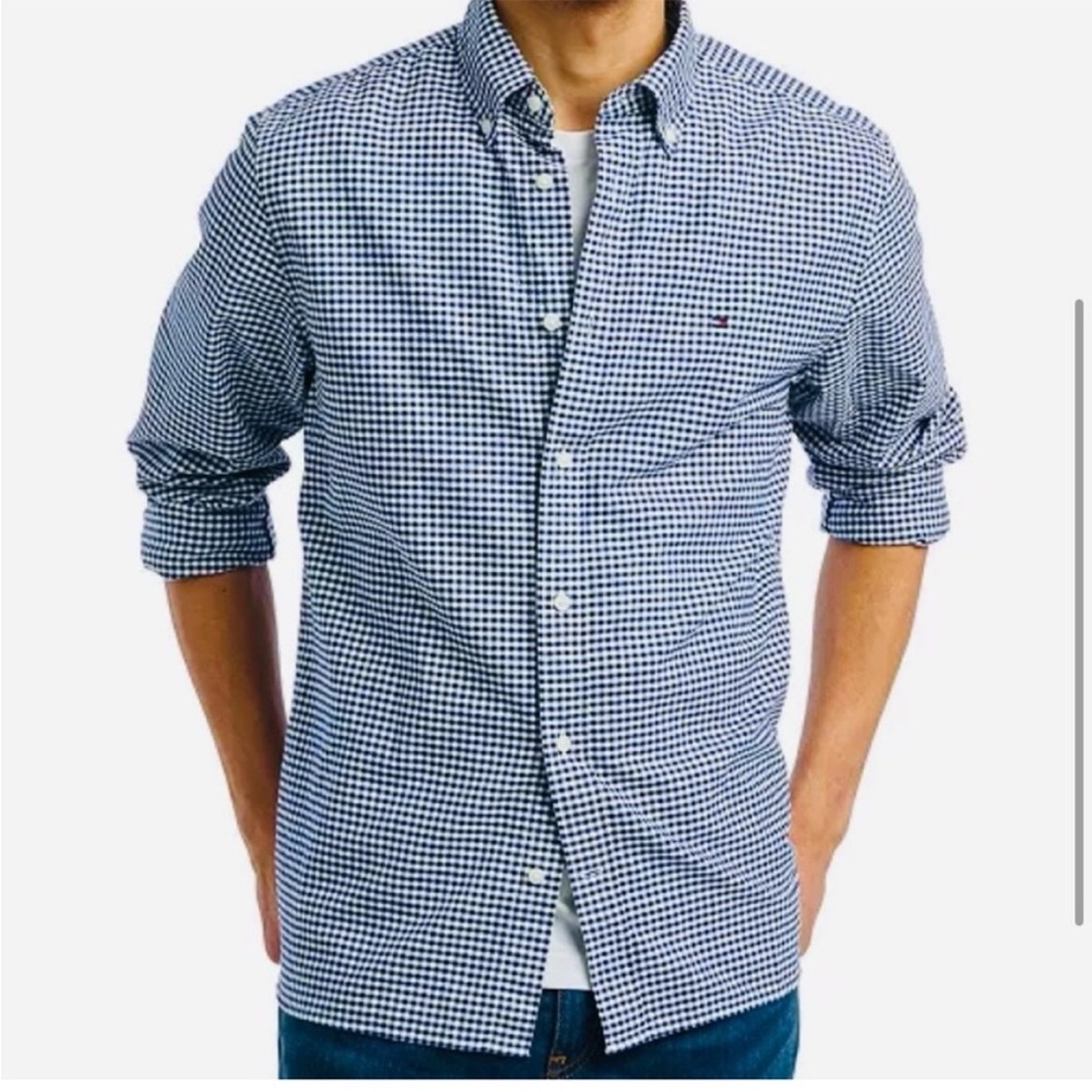 ⭐️HOST PICK⭐️•NWT - Tommy Hilfiger Classic Fit Blue/White Gingham Shirt